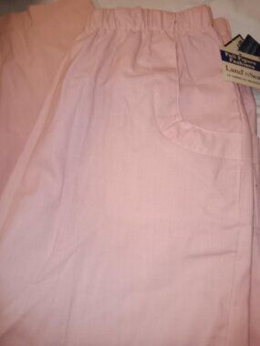 Land N' Sea Wide Leg Elastic Waist Pull-On Casual Capri's Fancy pockets~NWT!